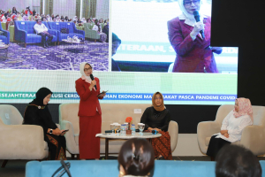 Marlinda Irwanti Poernomo saat menyampaikan pemaparan dalam Seminar Literasi yang digelar di Jakarta, pada Senin (25/11/2024).