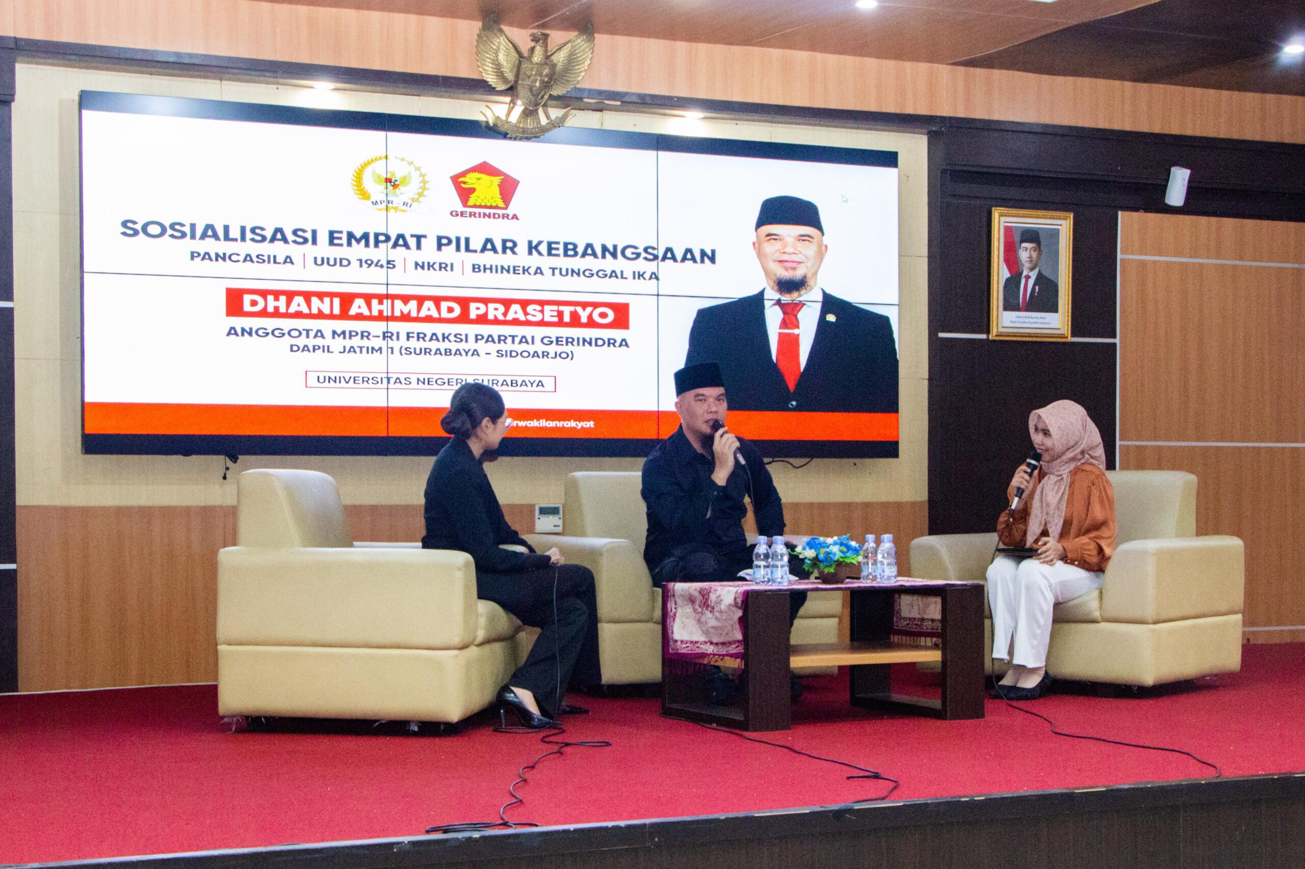 Anggota MPR RI, Ahmad Dhani, dalam sosialisasi Empat Pilar Kebangsaan di Surabaya, Sabtu (30/11/2024).