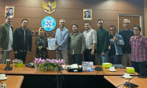Aliansi Jurnalis Independen (AJI) saat bertemu Dewan Pers di Jakarta, Selasa (21/1/2025).