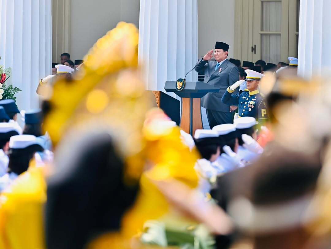 Presiden Prabowo Subianto memimpin Upacara Peringatan Hari Lahir Pancasila Tahun 2025, yang berlangsung di Gedung Pancasila, Jakarta, Senin (2/6/2025). Sumber foto : instagram @sekretariat.kabinet