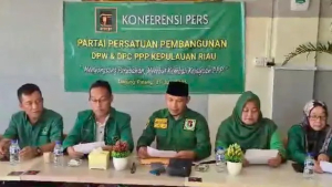 Seluruh DPC Partai Persatuan Pembangunan (PPP) se-Provinsi Kepulauan Riau (Kepri) resmi menarik dukungan terhadap Plt Ketua Umum Muhammad Mardiono.