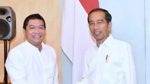 Silfester Matutina dan Jokowi. Sumber foto : TEMPO