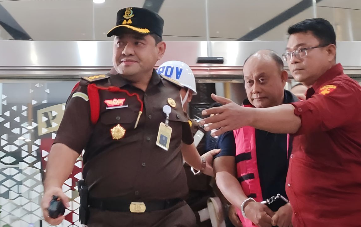 Kejagung Tahan Eks Kepala dan Wakil Kepala BGN Usai Geledah Kantor Badan Gizi Nasional