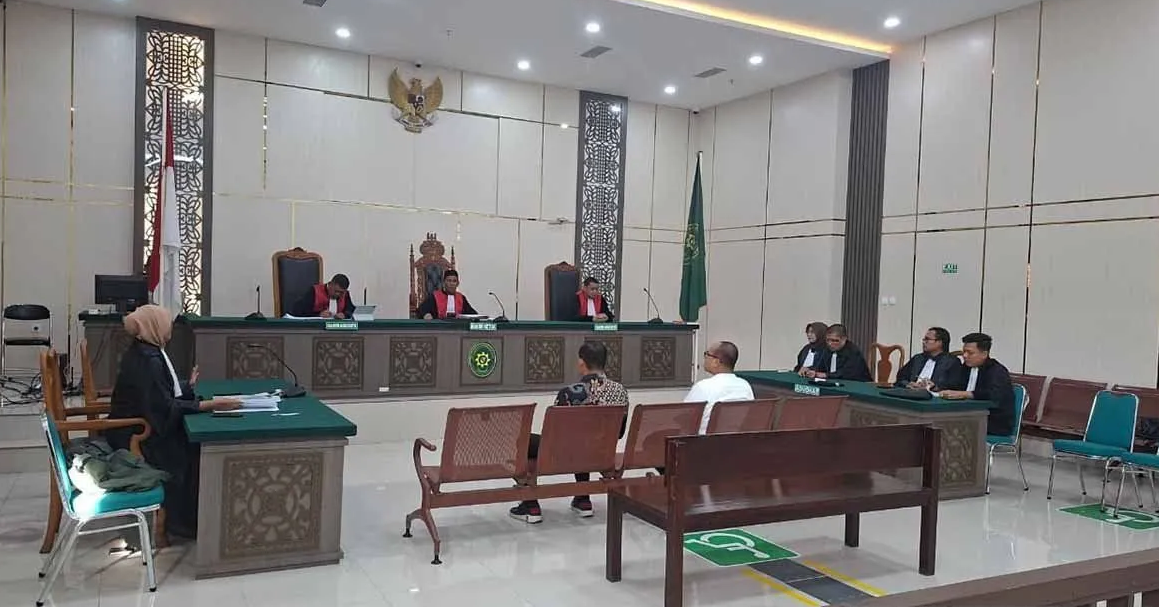 Hakim Vonis Bebas Dua Terdakwa Korupsi Pengadaan Wastafel COVID-19 di Aceh