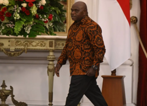 Profil Natalius Pigai, Aktivis HAM yang Kini Menjadi Menteri HAM RI