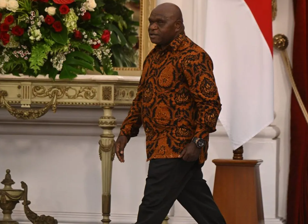 Profil Natalius Pigai, Aktivis HAM yang Kini Menjadi Menteri HAM RI